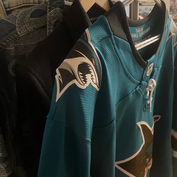 Brent Burns SJ Home Jersey-Fanatics (L) MINT conditon - Picture 3 of 8